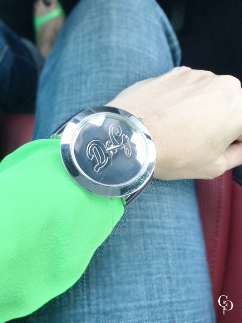 GREEN